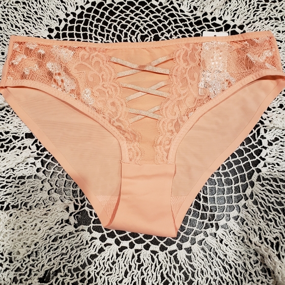 Feminine & Flirty Panties in Peach - Picture 1 of 4